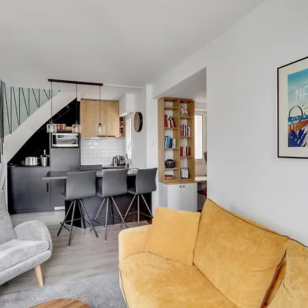 Sublime Duplex Cathedrale Apartment Nantes